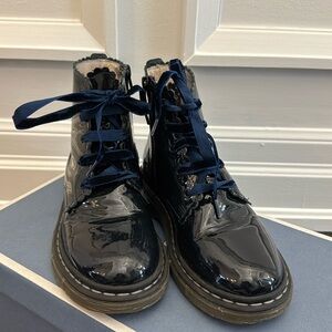 Girl patent leather boots size 31 Euro, like new!!! Comes with box!!